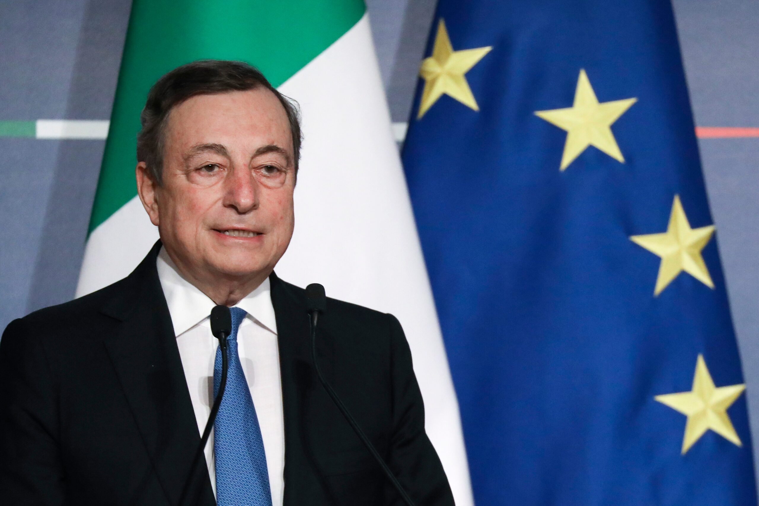 “Di certo c’è solo che è morto”: una politica in cerca di autore