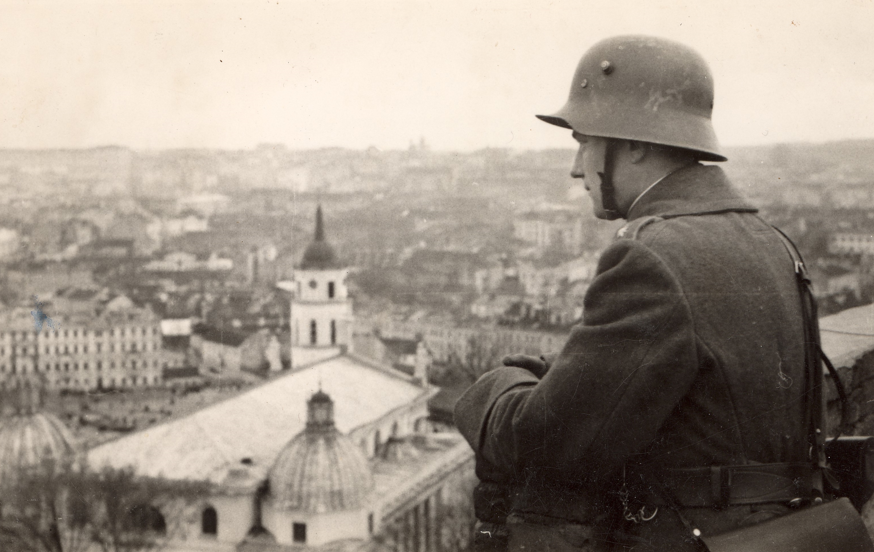 Lithuanian_soldier_in_Vilnius_1939