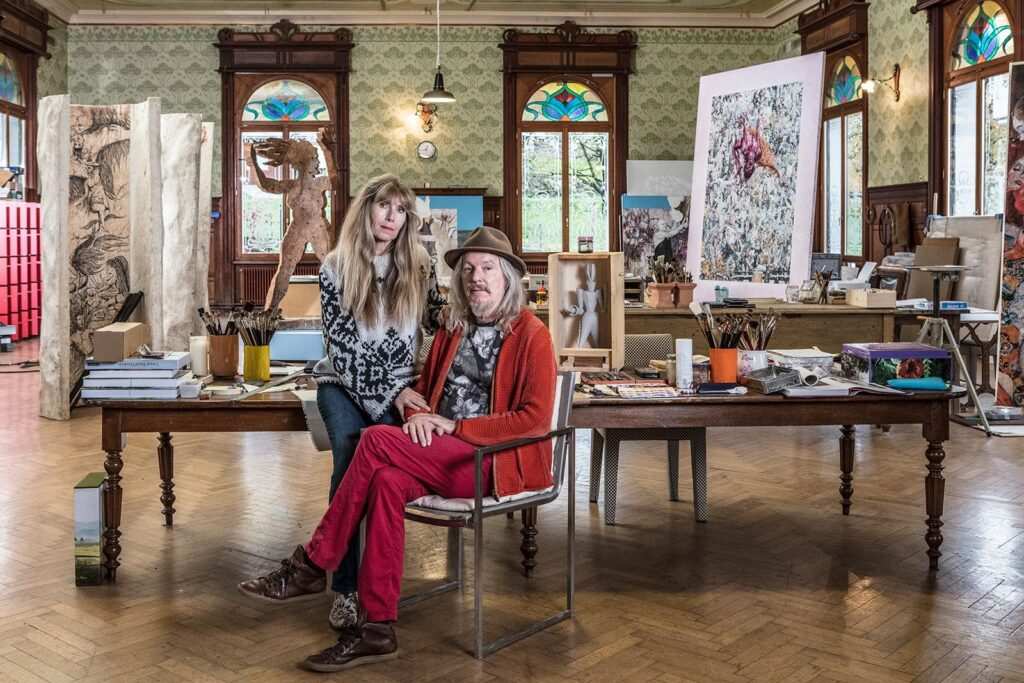 Beltracchi nel suo studio con la moglie Helen