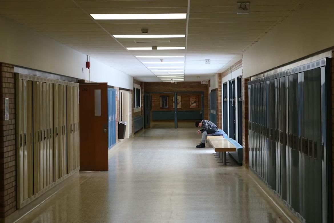 Quando chi educa resta solo