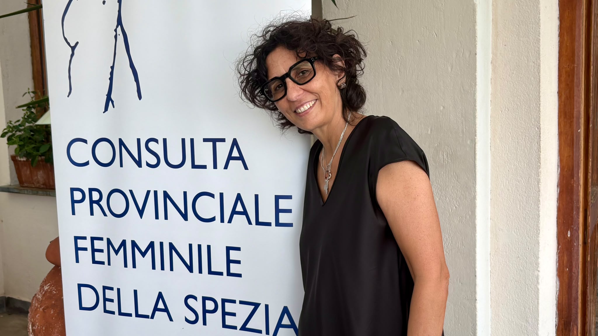 Essere la trentesima donna a entrare nell’albo d’oro del Premio Porto Venere Donna rappresenta per Sabrina Mugnos un riconoscimento dal valore speciale.